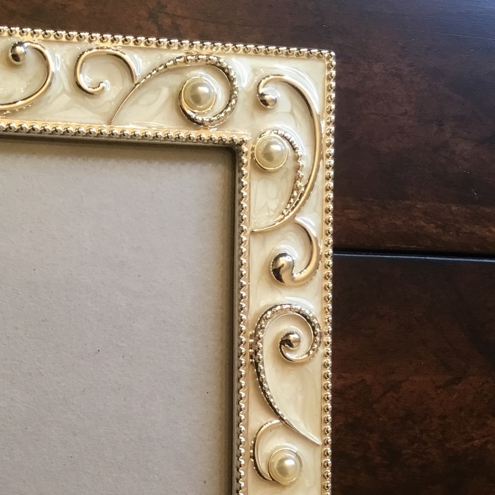 2 for $15! Pearl Picture Frame - 4x6 photo
